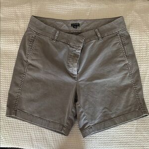 Women’s JCrew cotton shorts in gray, size 8.